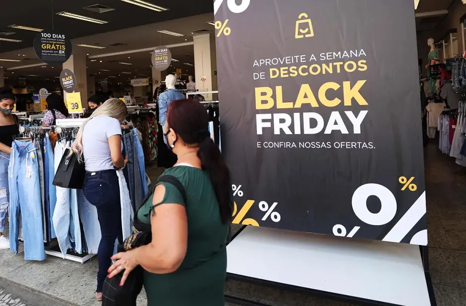 Como evitar golpes e fraudes em promoções da Black Friday? Separamos algumas dicas para você, confira;