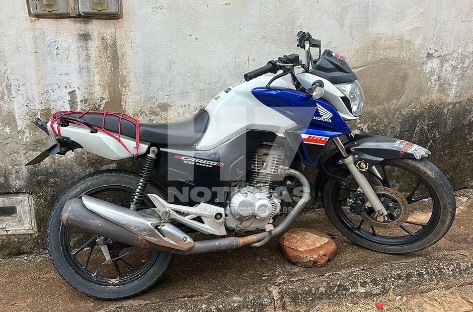 Motocicleta clonada é apreendida na cidade de Itaguaçu, uma pessoa foi presa
