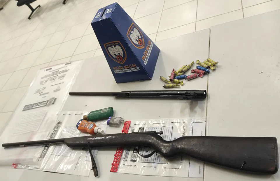 Homem é preso em Afonso Cláudio suspeito de efetuar disparos com arma de fogo em residência 